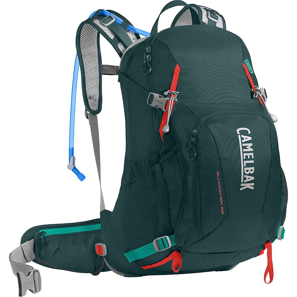 CamelBak Women’s Sundowner LR 22 Hydration Pack