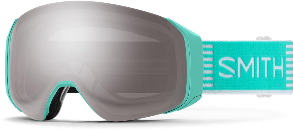 Smith 4D MAG S ChromaPop Snow Goggles with gogglesoc Women’s
